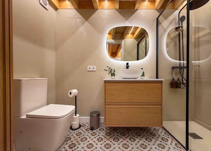 La Casa Del Poeta Estilo En Pleno Centro 阿利坎特