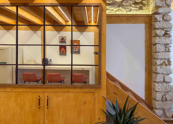 La Casa Del Poeta Estilo En Pleno Centro 阿利坎特